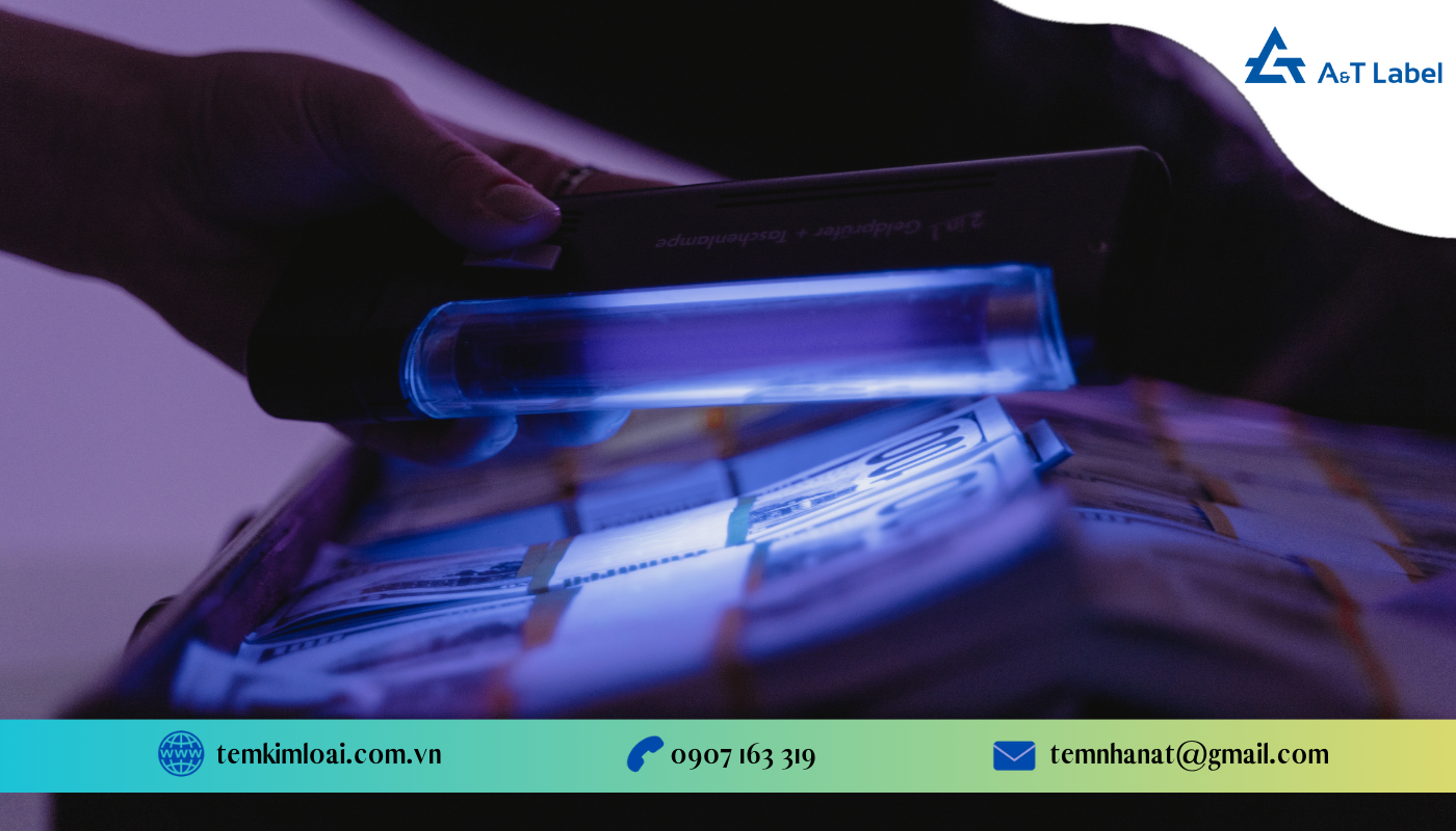 In UV là gì? 15+ Ứng dụng của in UV trong sản xuất tem nhãn 6 Lưu ý quan trọng khi sử dụng máy in công nghệ UV
