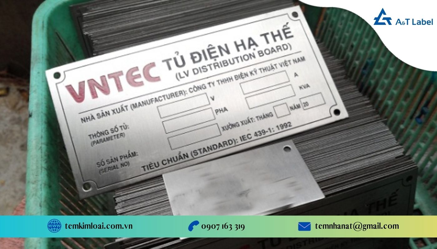 Tem tủ điện bằng chất liệu