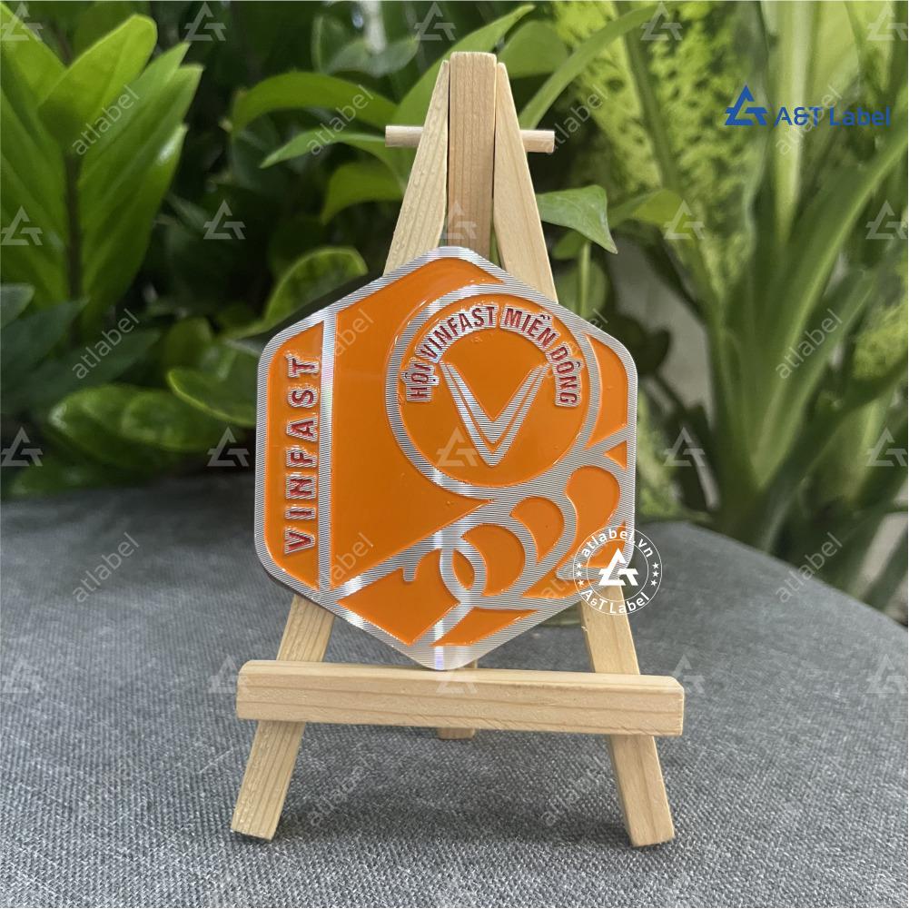 Tem nhôm dập nổi dành cho các doanh nghiệp
